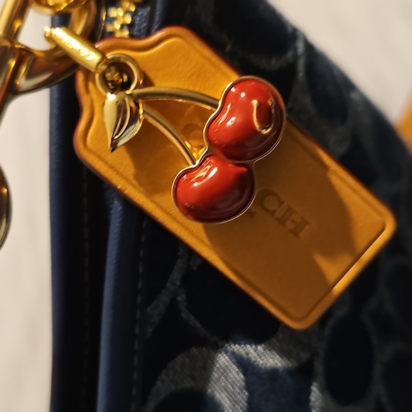 Coach Laurel Shoulder Bag Signature Denim - Picture 6 of 6